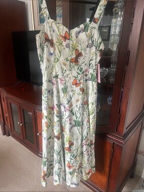 NWT sz 8 Les Filles White Midi Dress with Butterfly & Green Botanical Print
